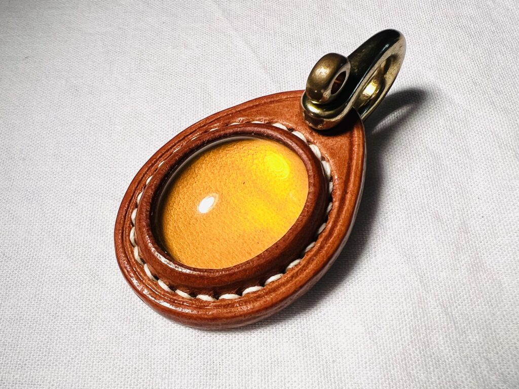 amber set pendant 1